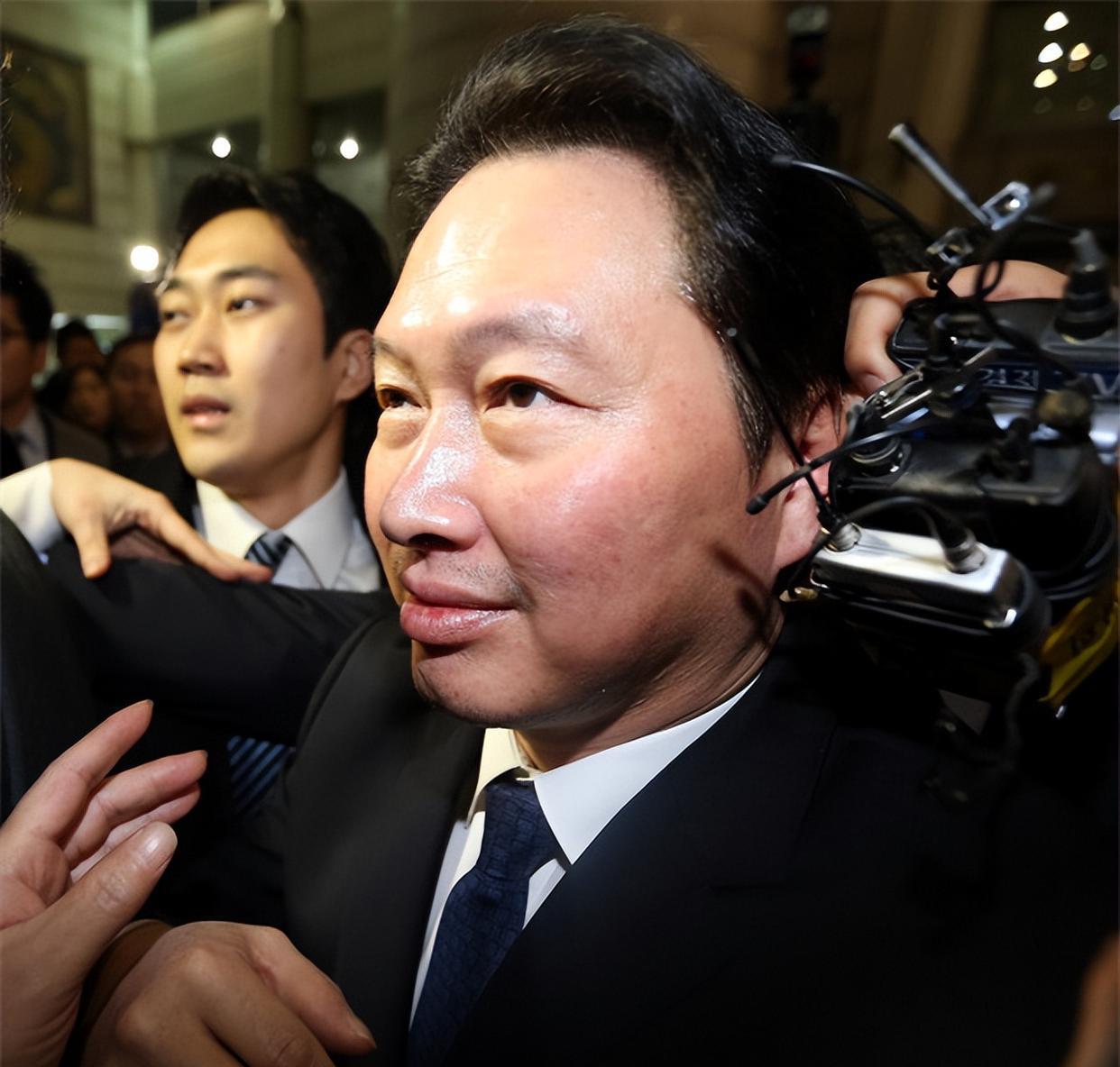 韩国财阀有多猖狂?为情妇羞辱总统千金,殴打员工却反讹七千万