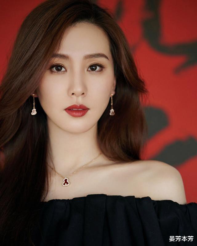 杨幂|盘点近期上过热搜的5位北京女星，各个貌美如花，你喜欢哪个？