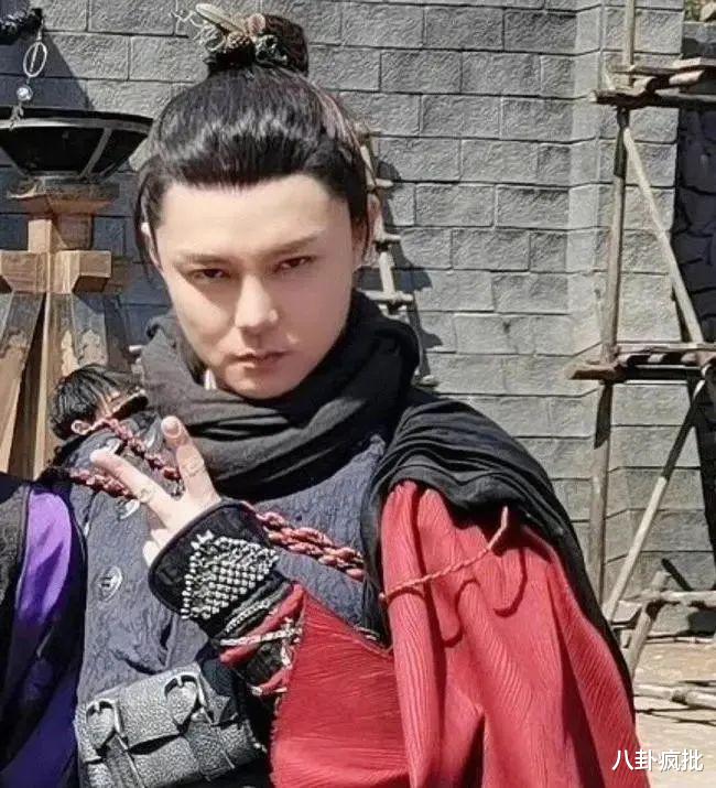 尹正 尹正的玻璃心