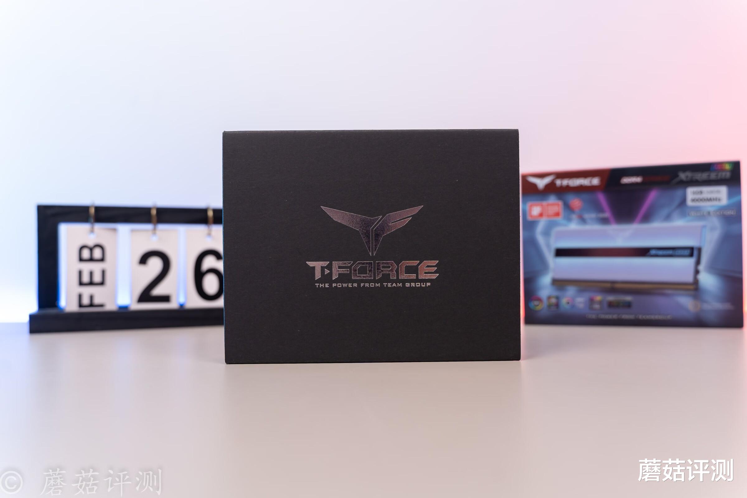 机箱|纯白整机主题装机，怎么装都不会出错！微星刀锋100R白色机箱装机体验