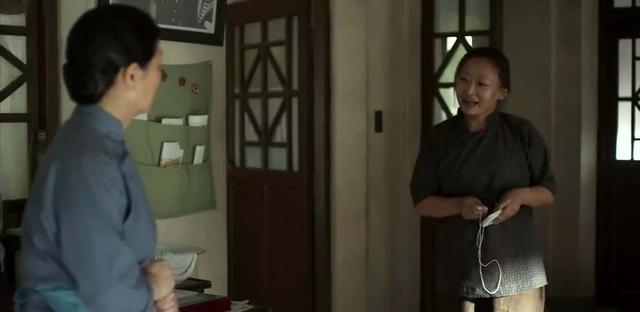 父母爱情|《父母爱情》：德华和孙妈这段，展现了人性的幽暗
