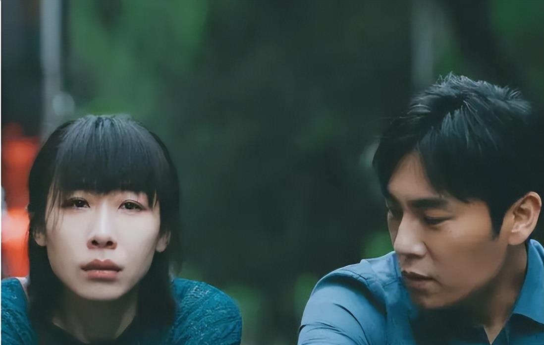 央视|《亲爱的小孩》两极分化，网友和央视吵起来了，直言：评价水平低