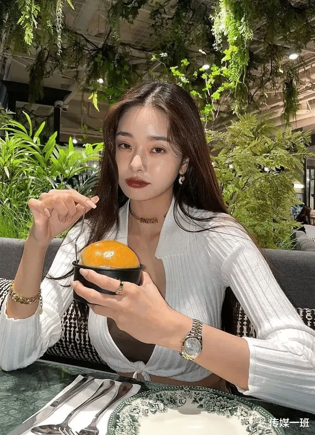 宋智雅|韩国娱乐公司捞金的新方式？宋智雅走红的背后，韩国网红成新趋势