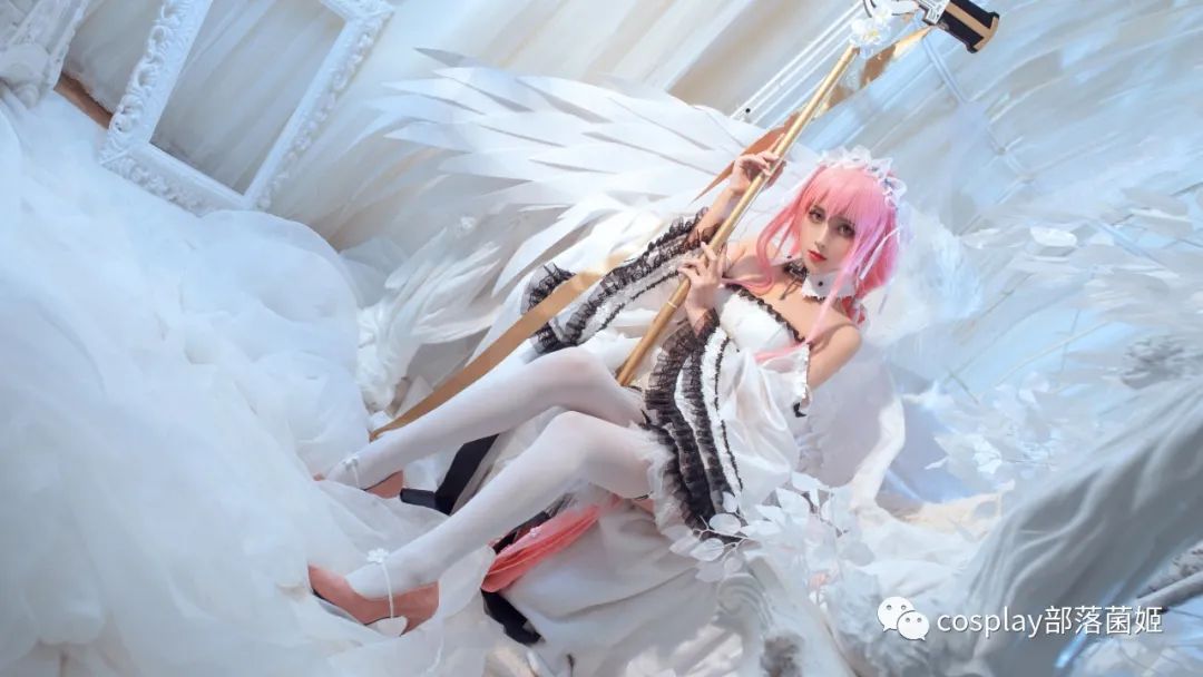 碧蓝航线|cos：碧蓝航线英仙座cos正片@奶狮