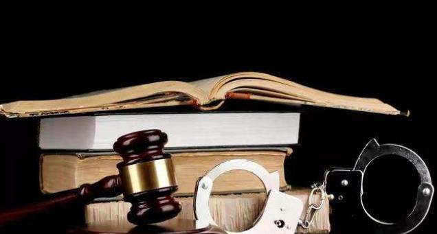 情人坚持要分手,湖南一男子挽回未果后,将其拽上面包车实施性侵