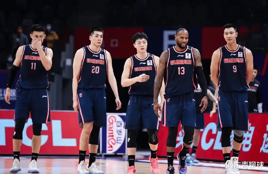 温顿|广东无缘总决赛！杨毅：半决赛辽宁3比0胜广东，总决赛广厦胜辽宁