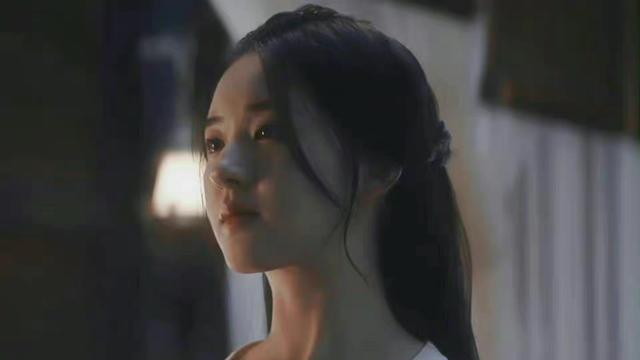 赵露思|月升沧海：看懂两场哭戏，才明白费导对赵露思的12字评价有多准确