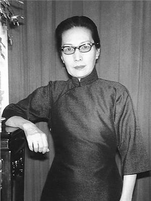 孟小冬|京剧“冬皇”孟小冬风华绝代,杜月笙留给她两万美金曾经教徒为生