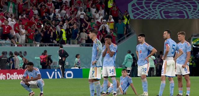 官宣！FIFA最佳主帅下课，为避开巴西故意输球，一场7-0成为绝唱