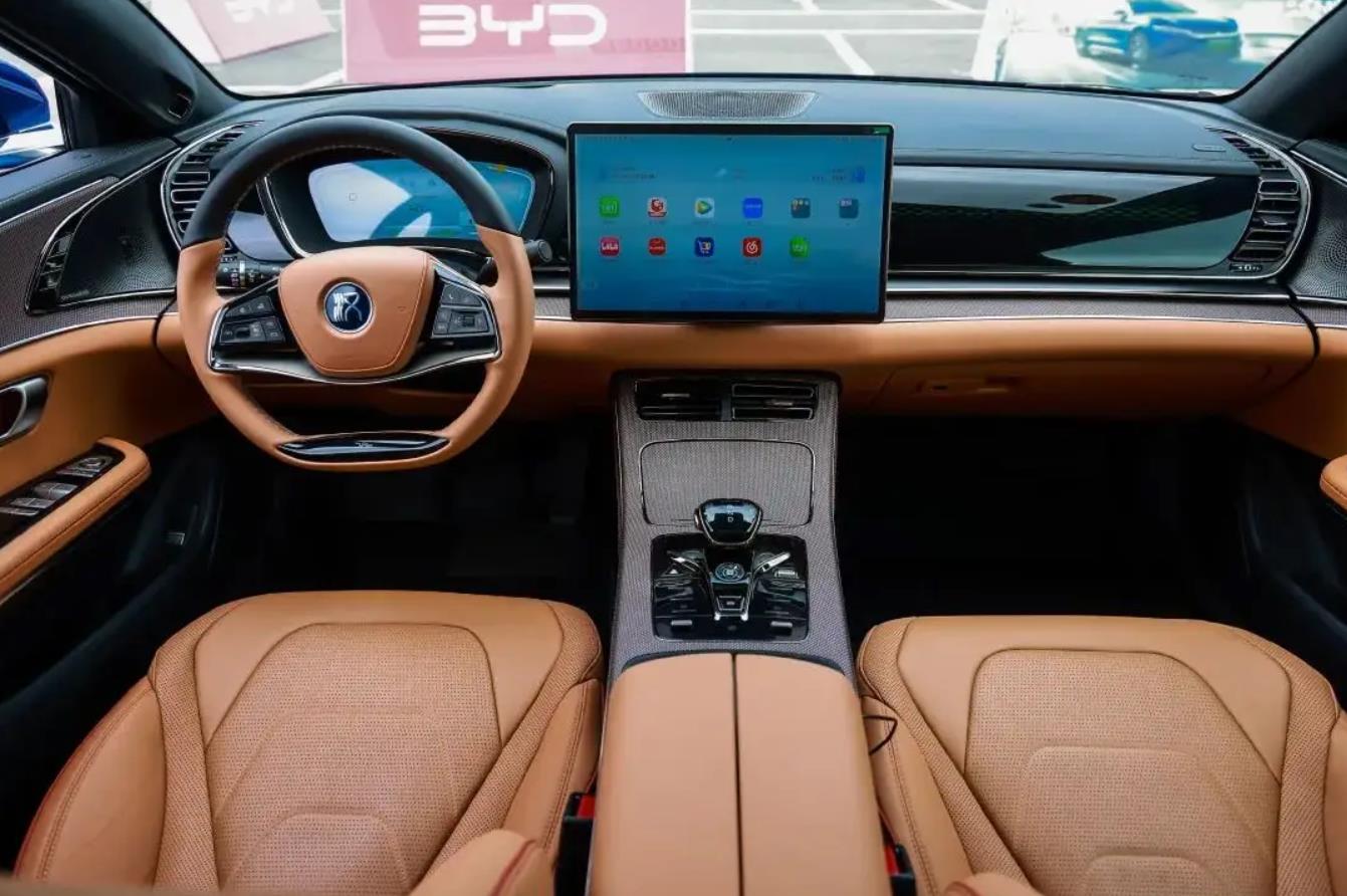 电动车|30万,是买BBA的油车,还是买电动车?我给你算笔账