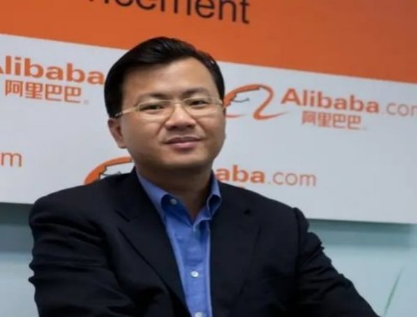 蒋芳|蒋芳:追随马云23年,从“打杂小妹”到“反腐女王”,她凭什么?