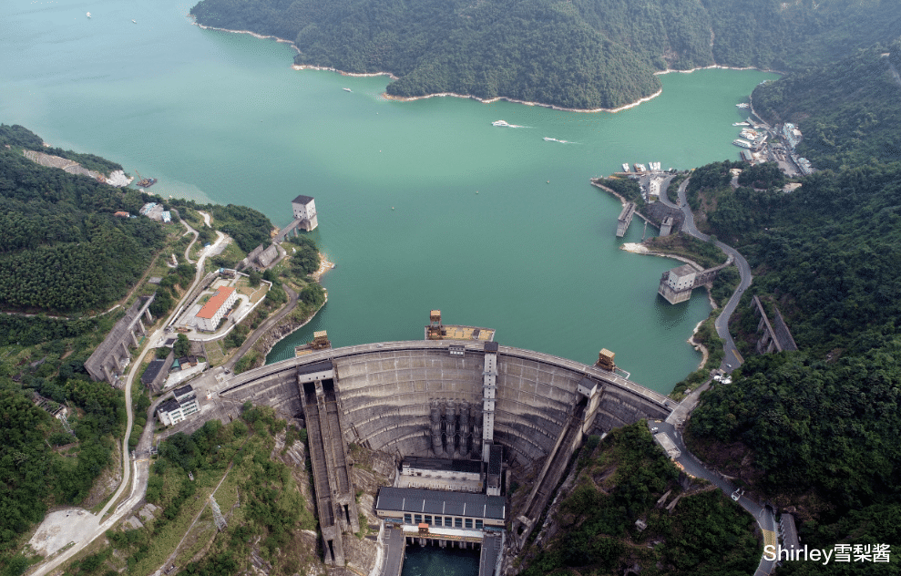 东江湖|6万湖南人背井离乡，换来当时的“亚洲第一大坝”建成，36年后景色惊艳众人