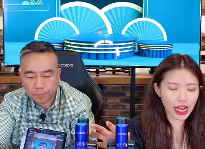 杨议|原创杨议做直播,把他爸爸的题字拿出来卖,网友:缺钱卖家产