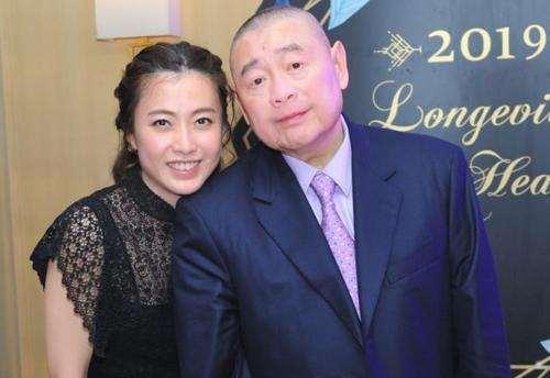 刘銮雄|68岁的刘銮雄，花数亿做换肾手术，康复后将捐肾人娶回家当老婆