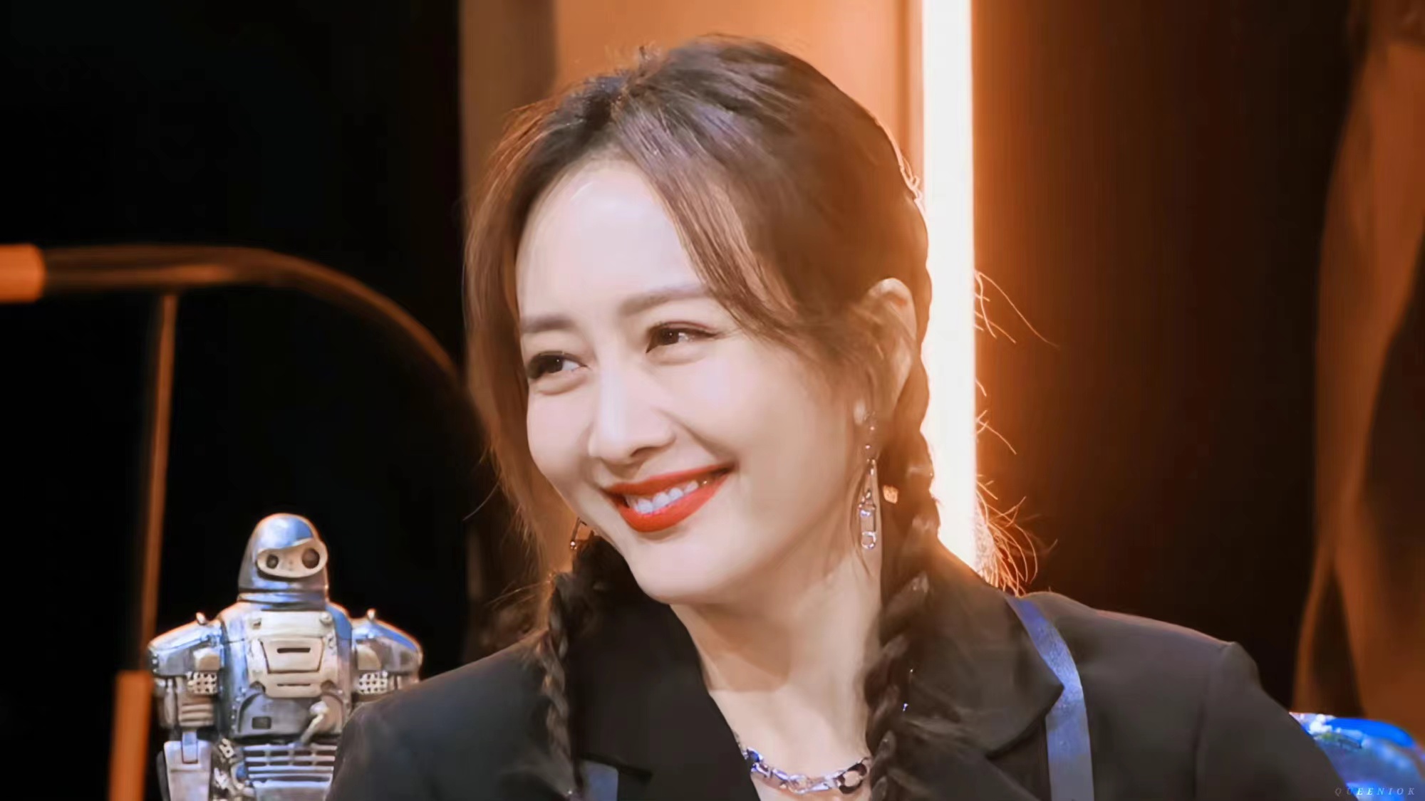 王鸥|王鸥参加《书画里的中国》,一个镜头要火?不gan看