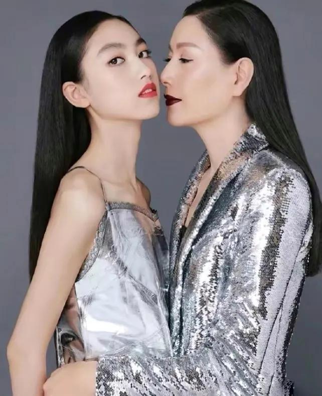 发型 任达华女儿任晴佳17岁已有护肤心得，身高180腿长110靠好习惯养成