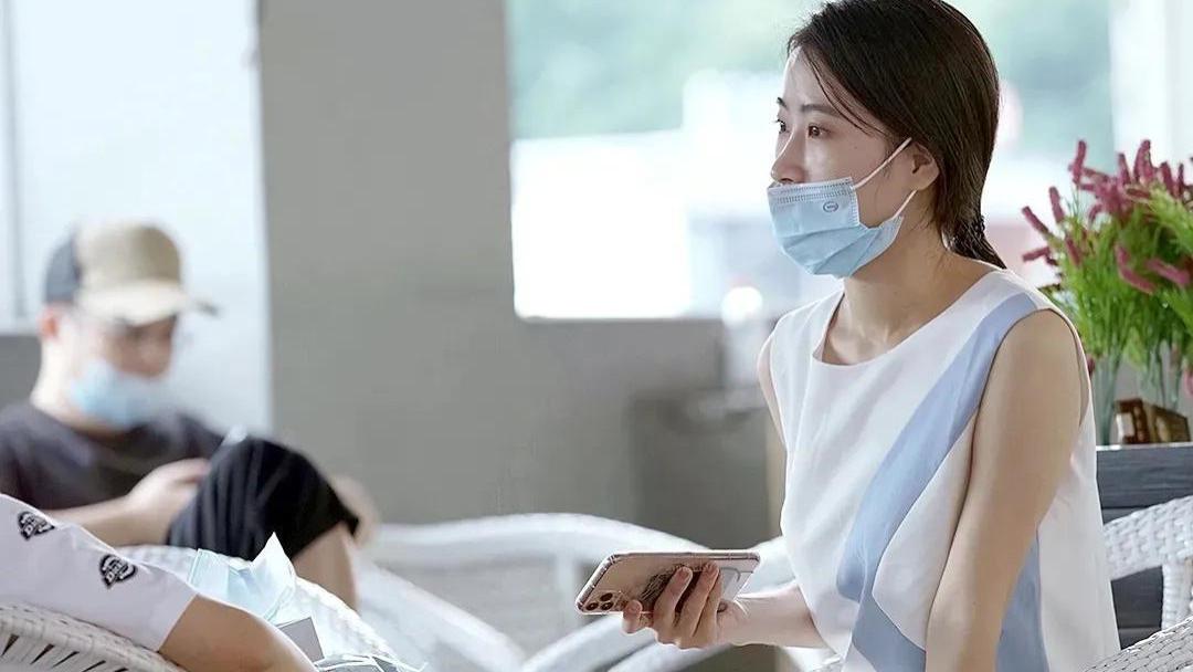 穿衣搭配|职场必备的套装穿搭，展现女性的曲线与干练！