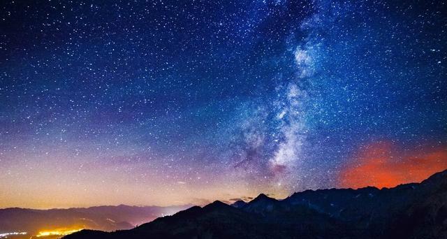 美一卫星肉眼可见,视星等达到1非常耀眼,为何令人担忧?