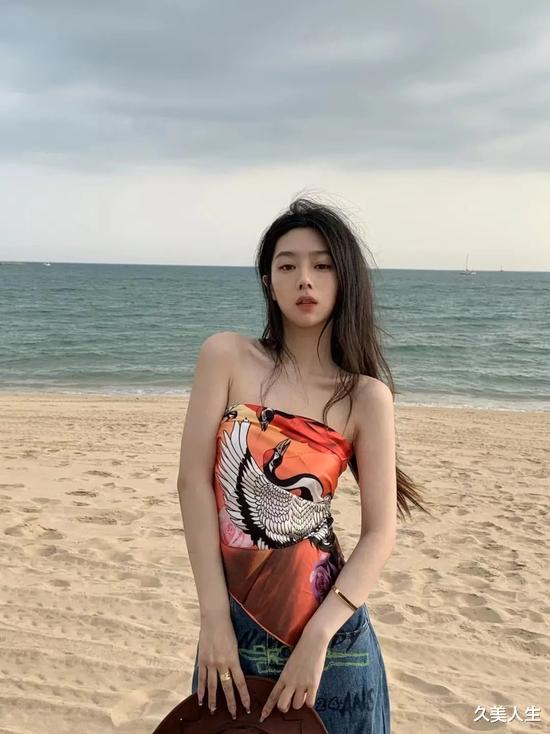 杨超越 杨超越是整了吗?怎么突然美成王祖贤了?