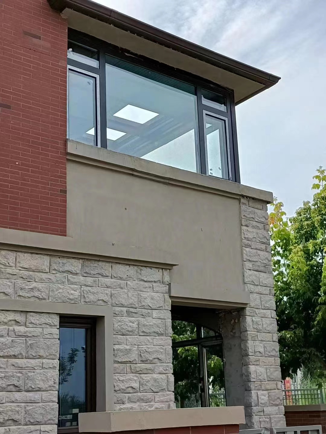 关于铝材门窗具有的特点及优势，不可不看哦