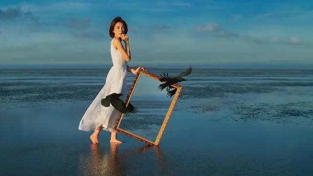唯美的海景人像不知道怎么拍，试试这几个人像美姿教程