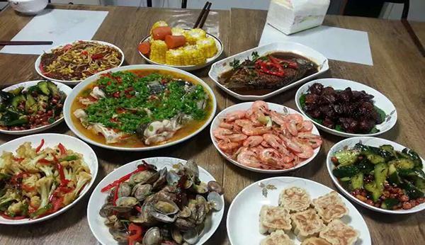 饮食 过午不食，晚餐不吃减肥真的更好吗？有用，但可能会伤身