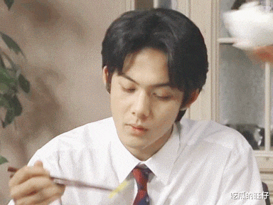 柏原崇|“最后的美少年”柏原崇：现今44岁没发福，和女友交往11年不结婚