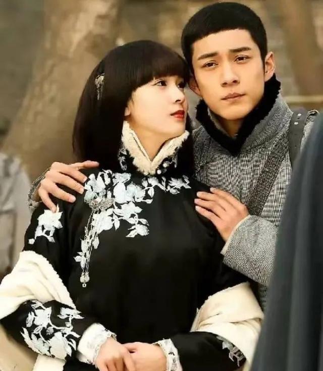 筷子腿|妇女节的5个瓜，大S承认结婚，朴孝敏黄义助分手