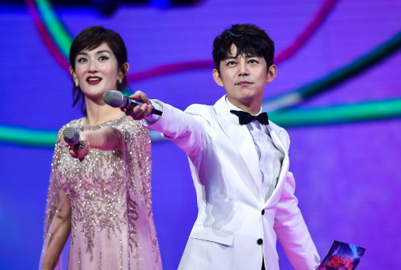 王牌对王牌|沈腾把浙江卫视说成江苏卫视,杨迪或取代他加入《王牌对王牌》?