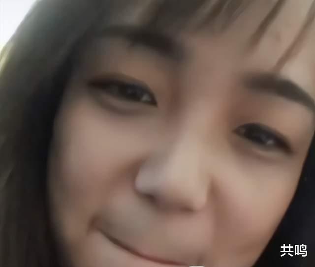 江苏苏州一女子称,感染新冠后真的阳了,唇毛比以前浓