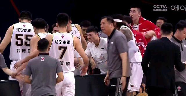 付豪|太强硬！付豪12+3弹无虚发赛前发言并非大话辽二阵38-0吊打广东