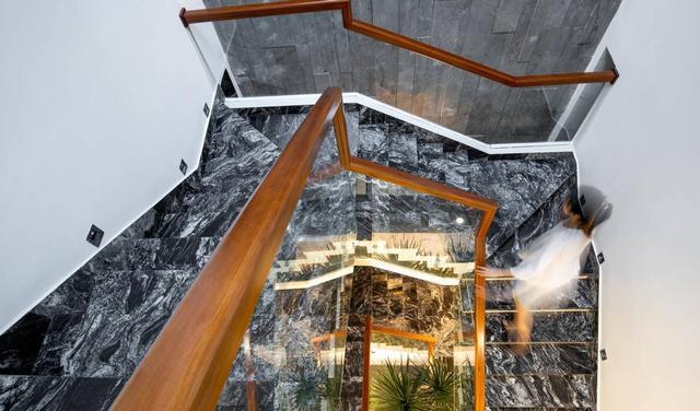 花180万回老家盖栋3层小楼，独门独院，比挤城里小房子悠闲多了！