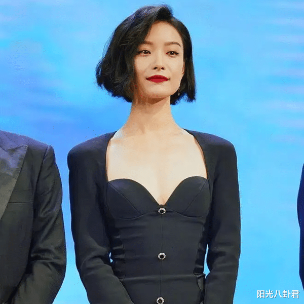 明星素颜 素颜寡淡无味,妆后美到发光,建议这8位女星直接把妆“焊”脸上