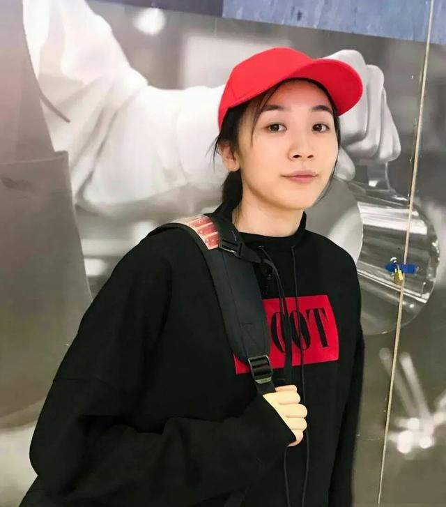 赵爽|再出发，32岁赵爽走上新职务，薪资曝光，曝择偶标准引球迷祝福