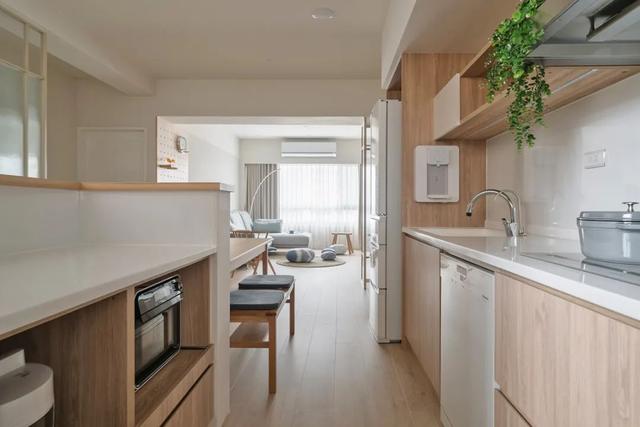 80后夫妻买下66㎡老房,装修那叫一个简约大气,太有品味了