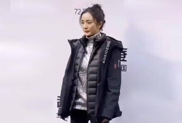 文静|杨幂的活动旧照火了，穿着朴素妆容淡雅，被质疑“不敬业”