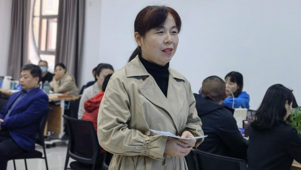 张晨红谈《物种起源》的历史和现实意义