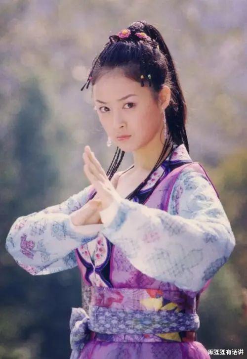 谢娜|?12位顶流女星演丫鬟！谢娜、杨幂、赵丽颖和吴谨言都演过！