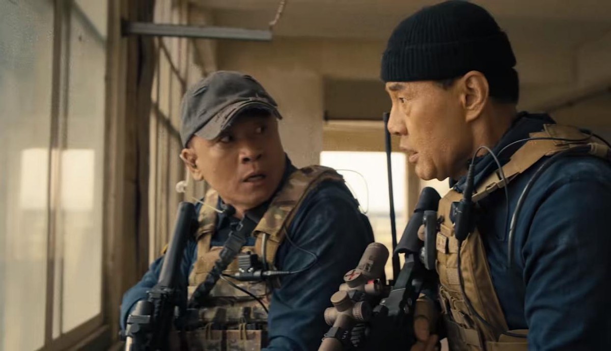 于荣光|才播一天,就成为榜单“王者”,终于有让我熬夜狂刷的国产片了