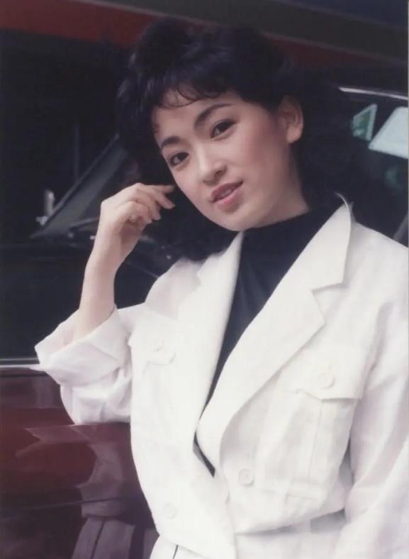 龚慈恩|挥别黄日华、惨遭两任老公背叛，龚慈恩如今过得怎么样？