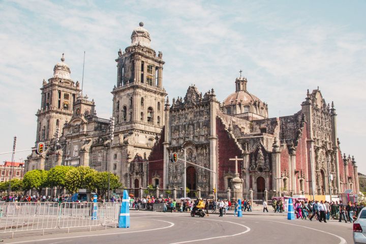 教堂|古代建筑奇观盘点系列之：墨西哥城主教座堂与罗萨里奥教堂