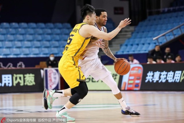 蒋浩然|浙江40分狂胜江苏！一度领先54分，李楠沉默，锻炼儿子8+7