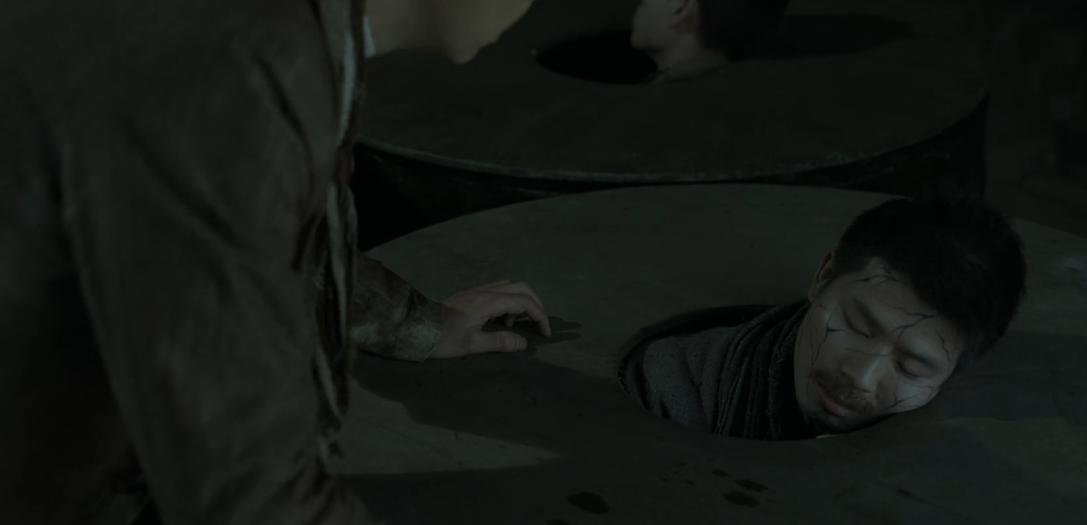 民间怪谈|开播就是榜二,36岁李智楠复出拍网大,《民间怪谈》凭啥这么猛