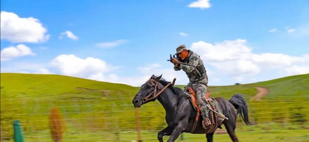 朝鲜朝鲜阅兵惊现骑兵部队虽然已被时代淘汰但我军至今还保有