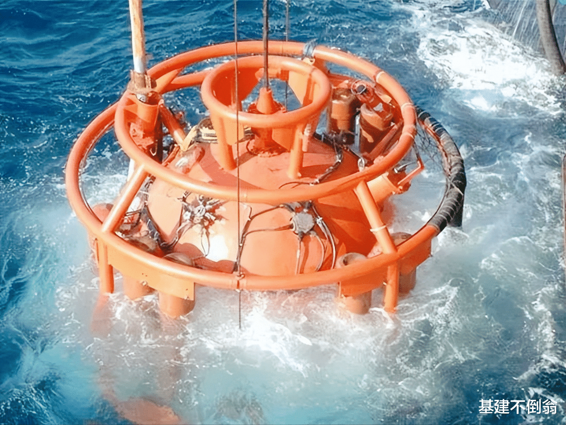 社区卫生服务中心|全球第二危险的职业日薪过万,一次休息1月,只要你能在深海搬砖