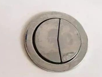马桶上一大一小的按钮该怎么按?原来这些年都错了