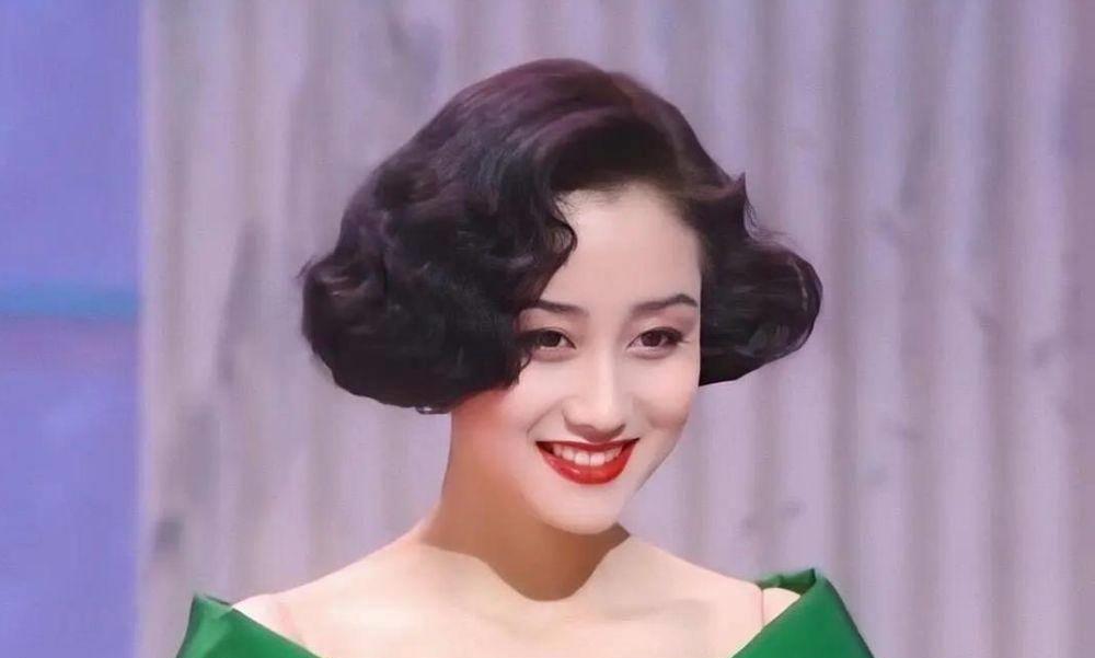 利智|利智的一生：成龙为她倾倒，赌王要纳她五太，李连杰为她抛妻弃子