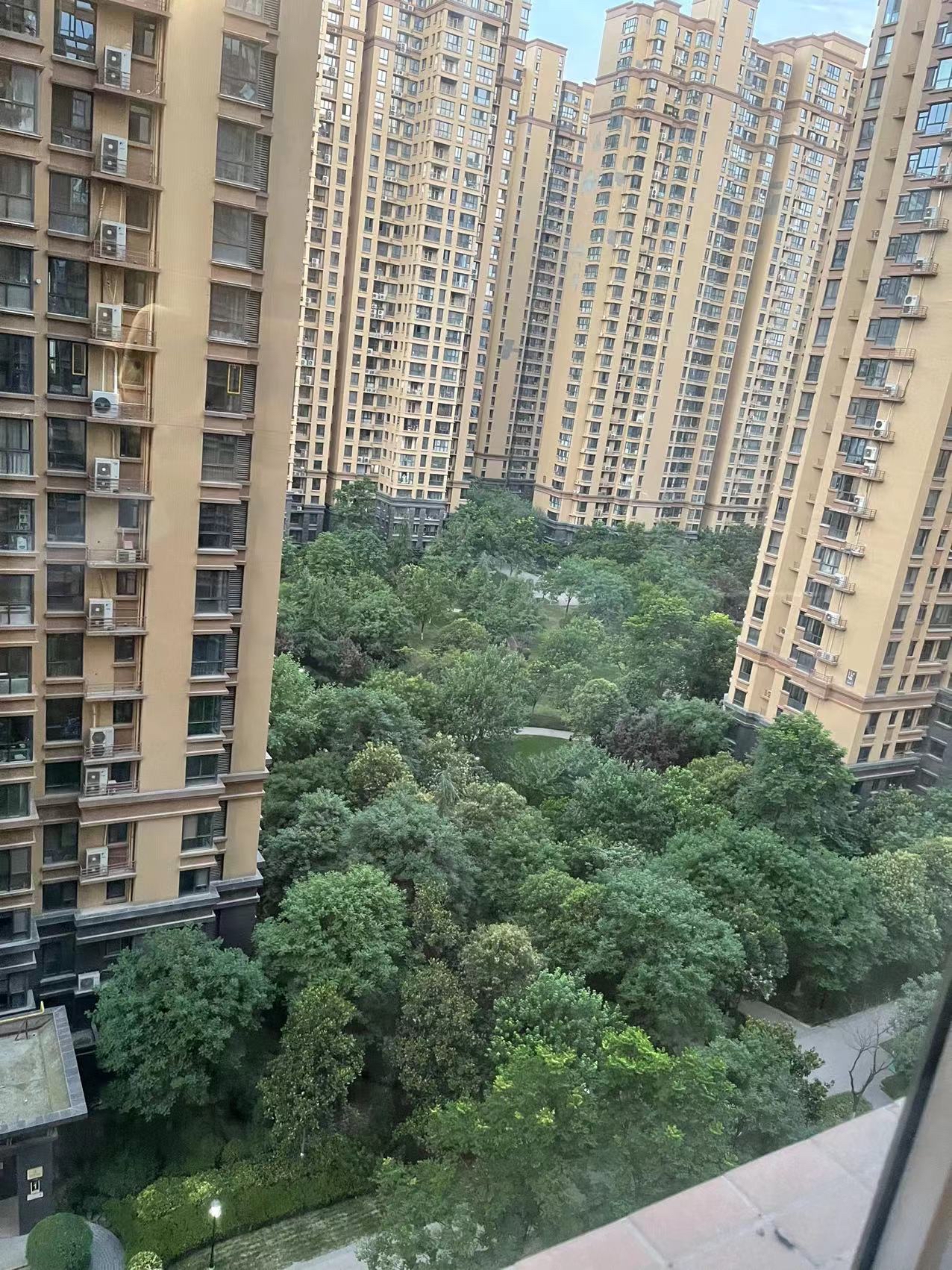 烘干机是否真能解放阳台,使用一年多,谈谈真实体验!