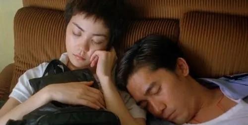 梁朝伟和王菲演情侣,颜值完美,他还曾学王菲唱歌