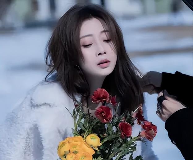 杨蓉 圈内最会保养的10位女星，个个皮肤水嫩，婀娜多姿，越老越有韵味